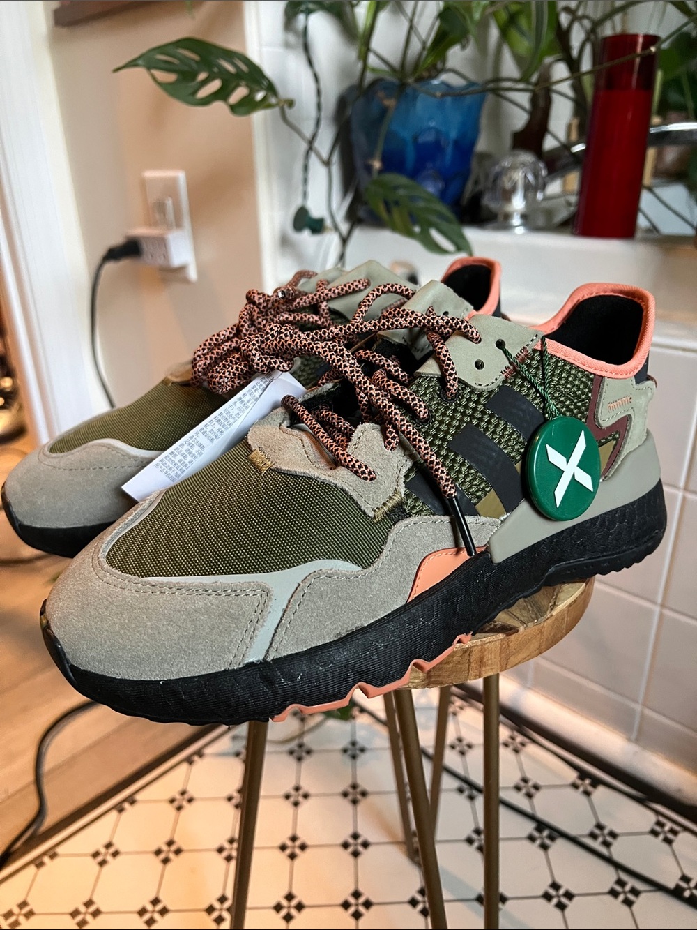 New Adidas nite jogger brown green gray sneakers shoes m6.5 w8 - Picture 6 of 10